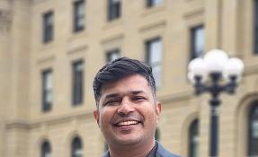 vishnu_rajan-headshot.jpg